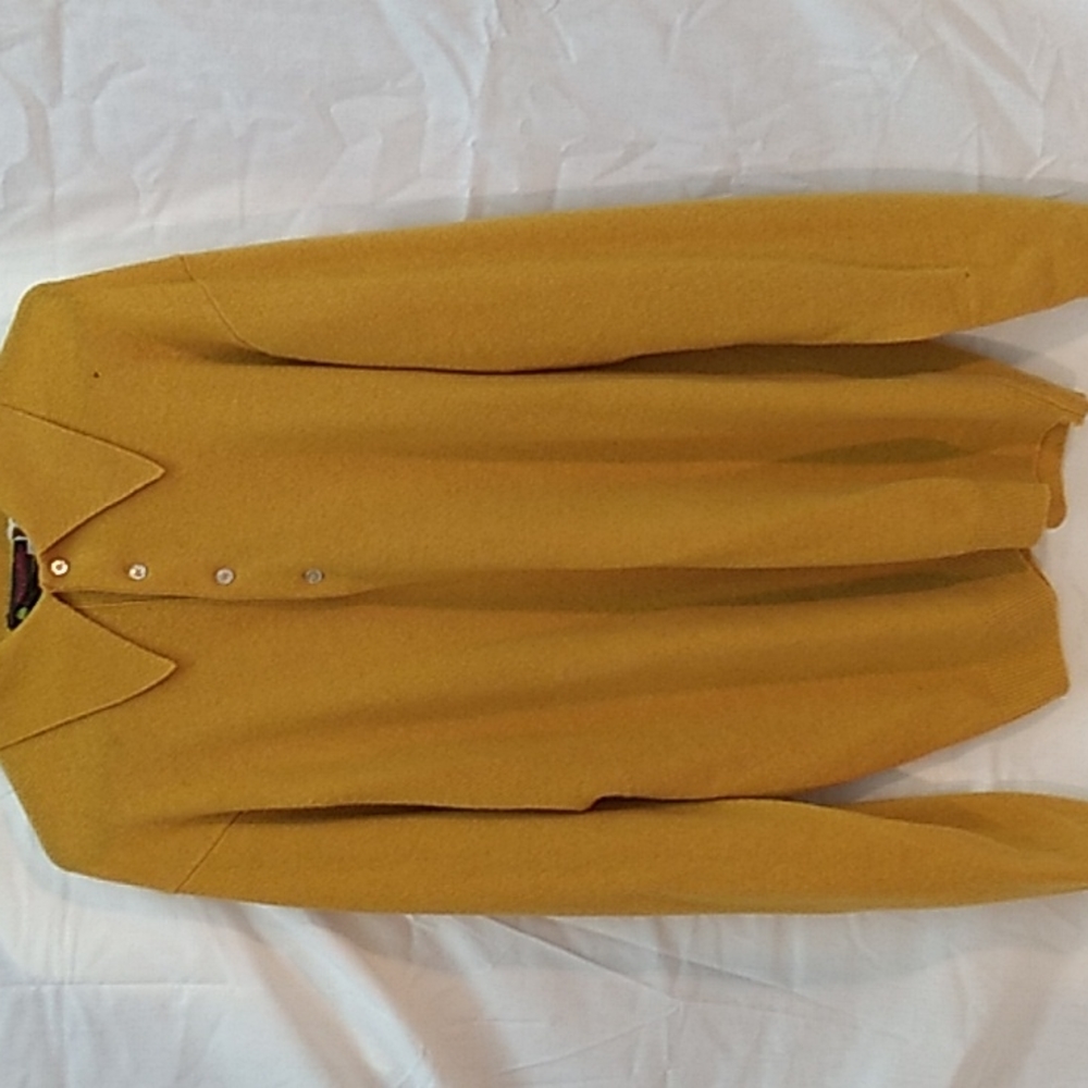 1960s Vintage Piccadilly 100% Virgin wool